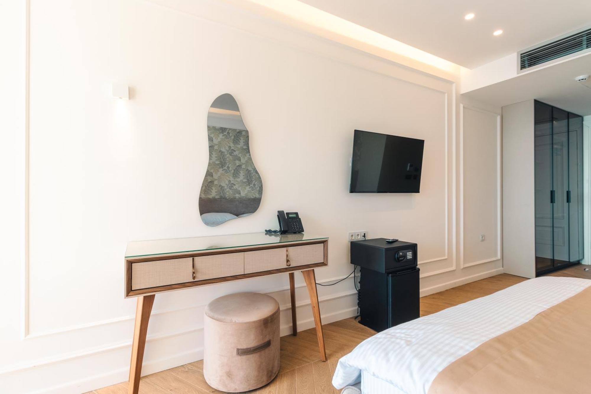 Miramar Hotel Ulcinj Ngoại thất bức ảnh