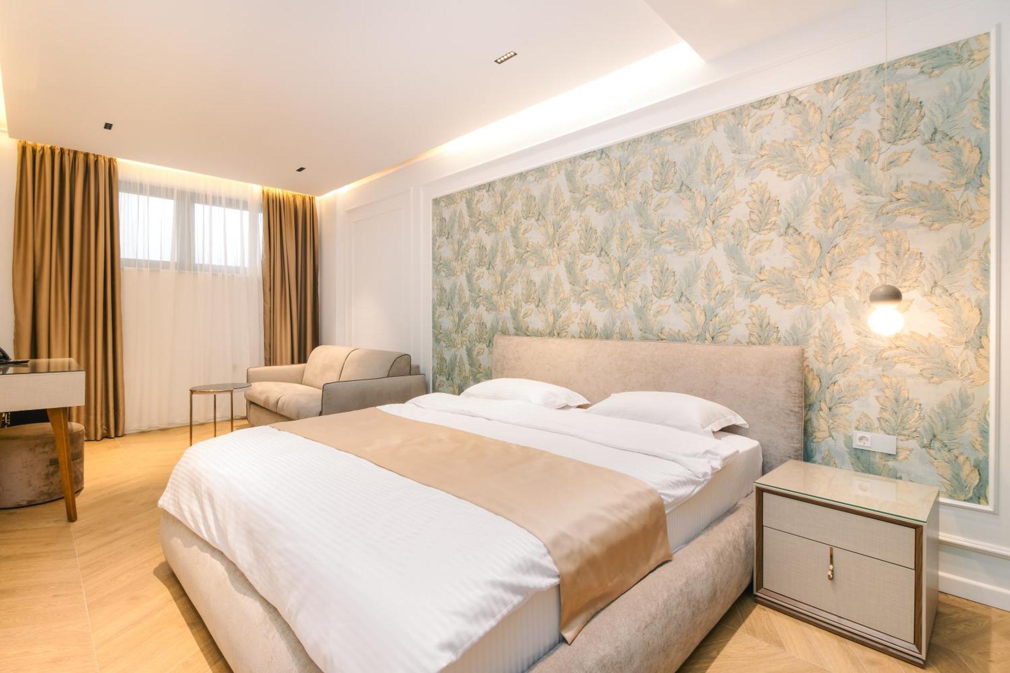 Miramar Hotel Ulcinj Ngoại thất bức ảnh