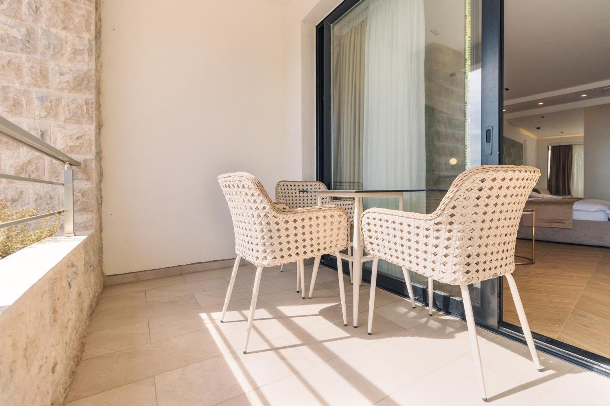 Miramar Hotel Ulcinj Ngoại thất bức ảnh